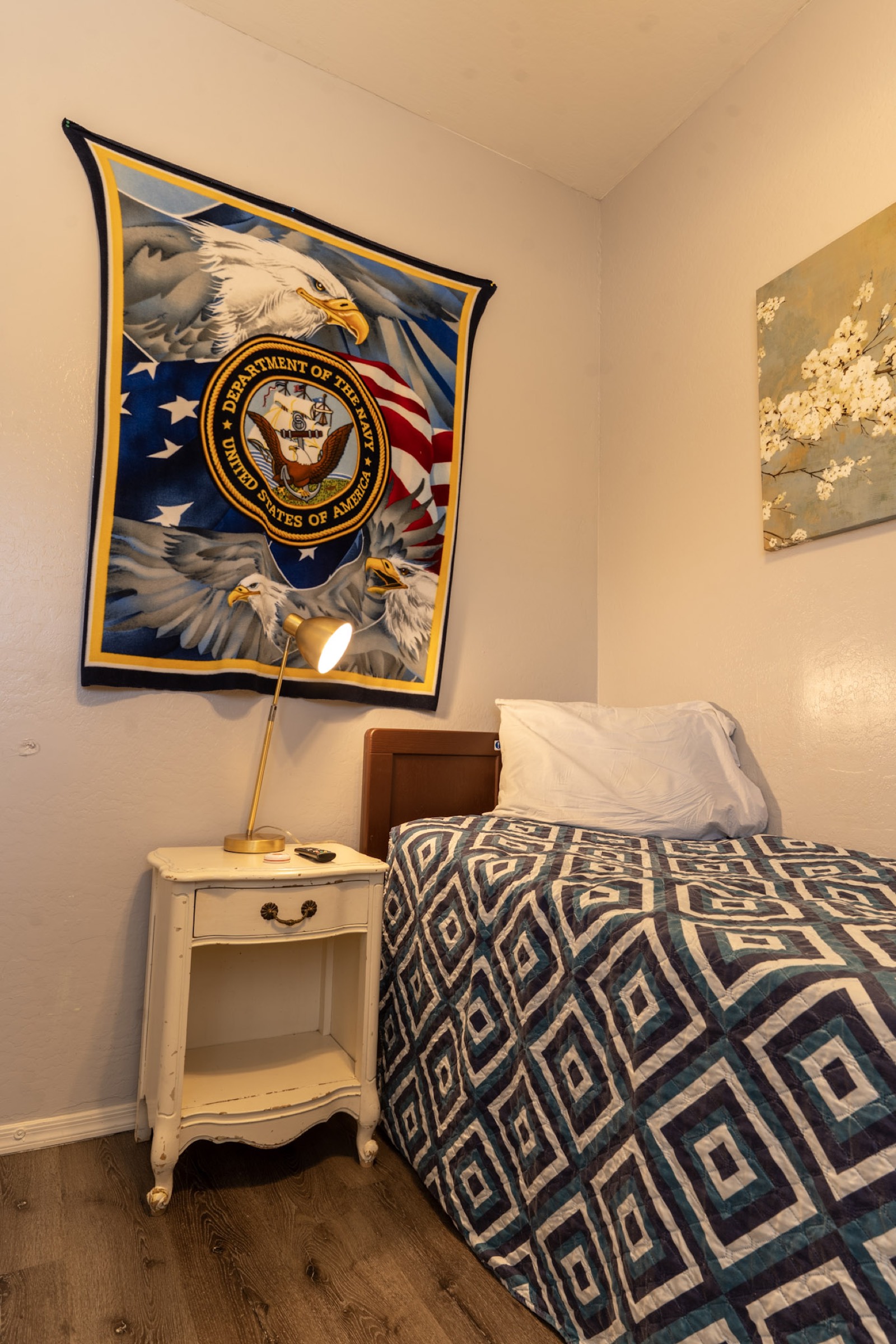A cozy semi-private bedroom at Grace Hill Ranch